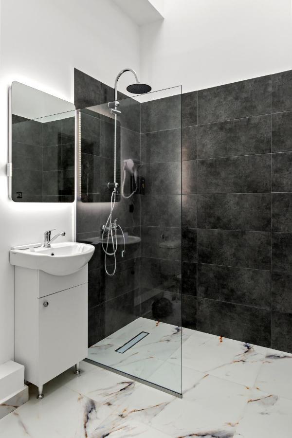 Selari Chambre Bucareste Exterior foto